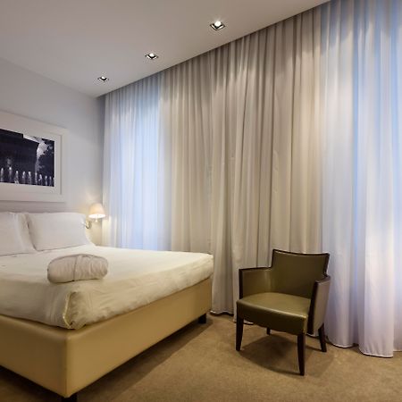 Una Hotels Cusani Milano Luaran gambar