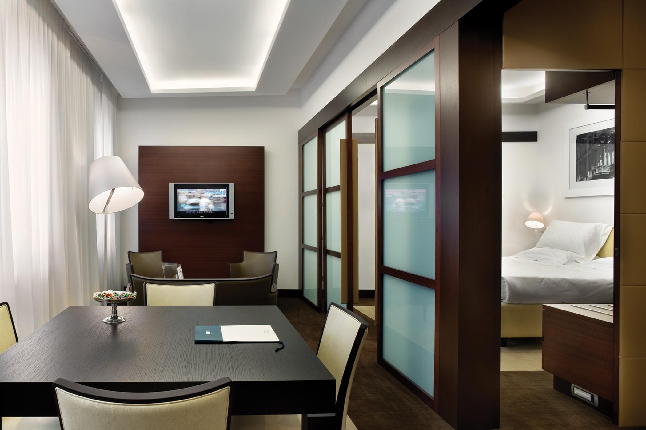 Una Hotels Cusani Milano Luaran gambar