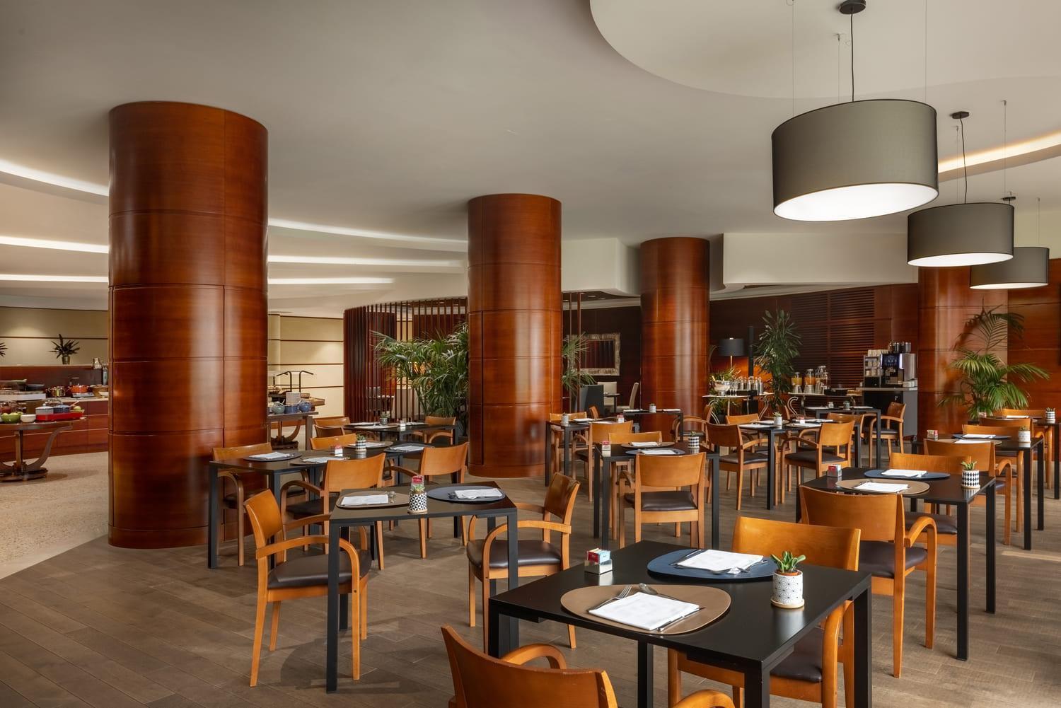 Una Hotels Cusani Milano Luaran gambar