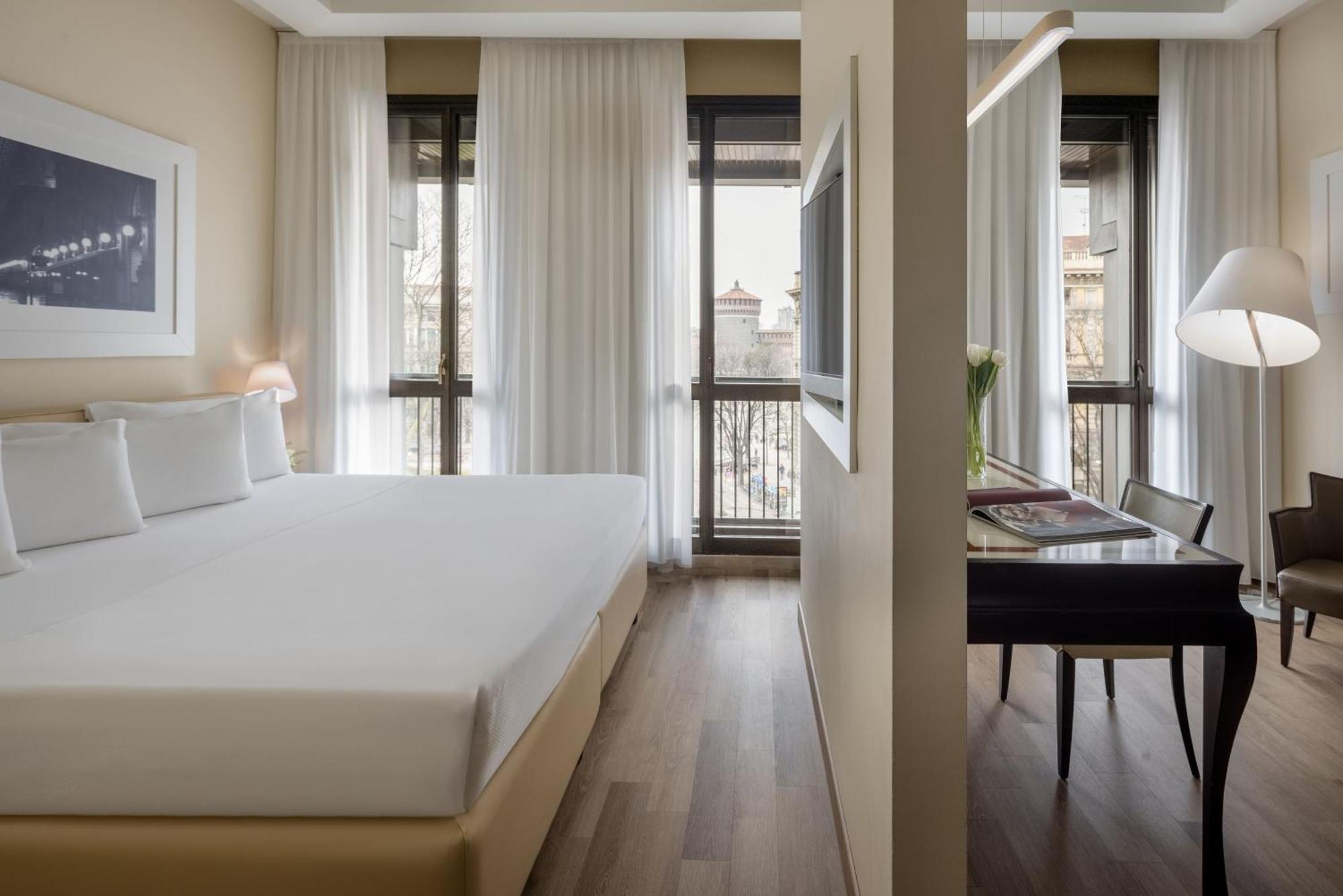Una Hotels Cusani Milano Luaran gambar