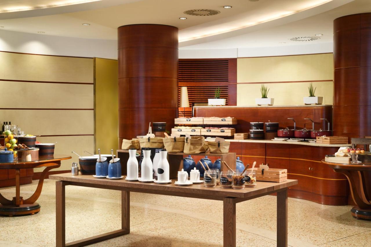 Una Hotels Cusani Milano Luaran gambar